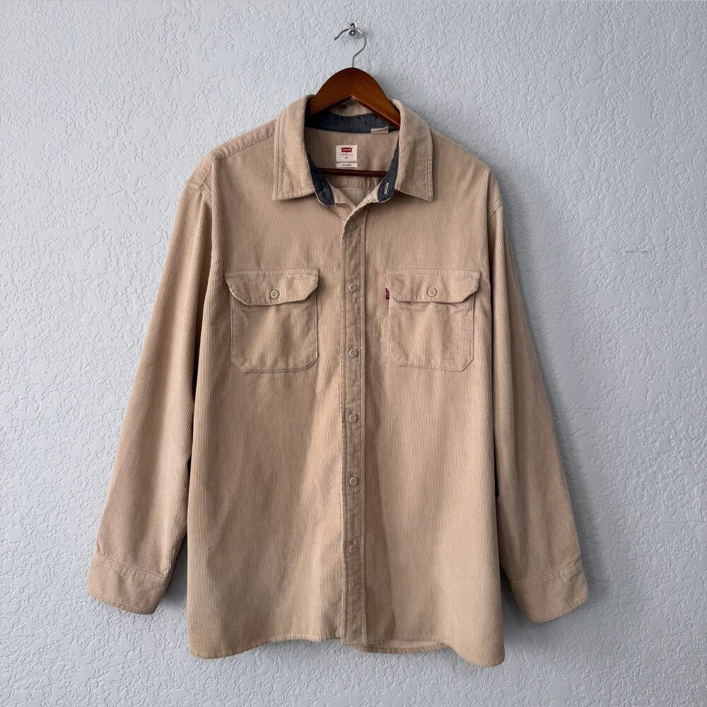 levi's beige corduroy long sleeved button up shacket size x-large